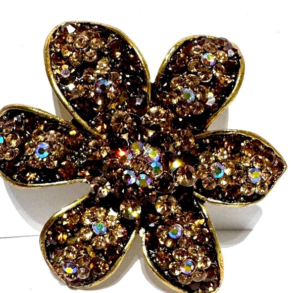 🌸 Stunning Elegant Vintage Antique Crystal Flower Brooch - Picture 1 of 16